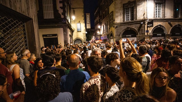                        145 people report being pricked with syringes at French music festival                   