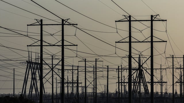 Electrical grid transmission lines power grid 