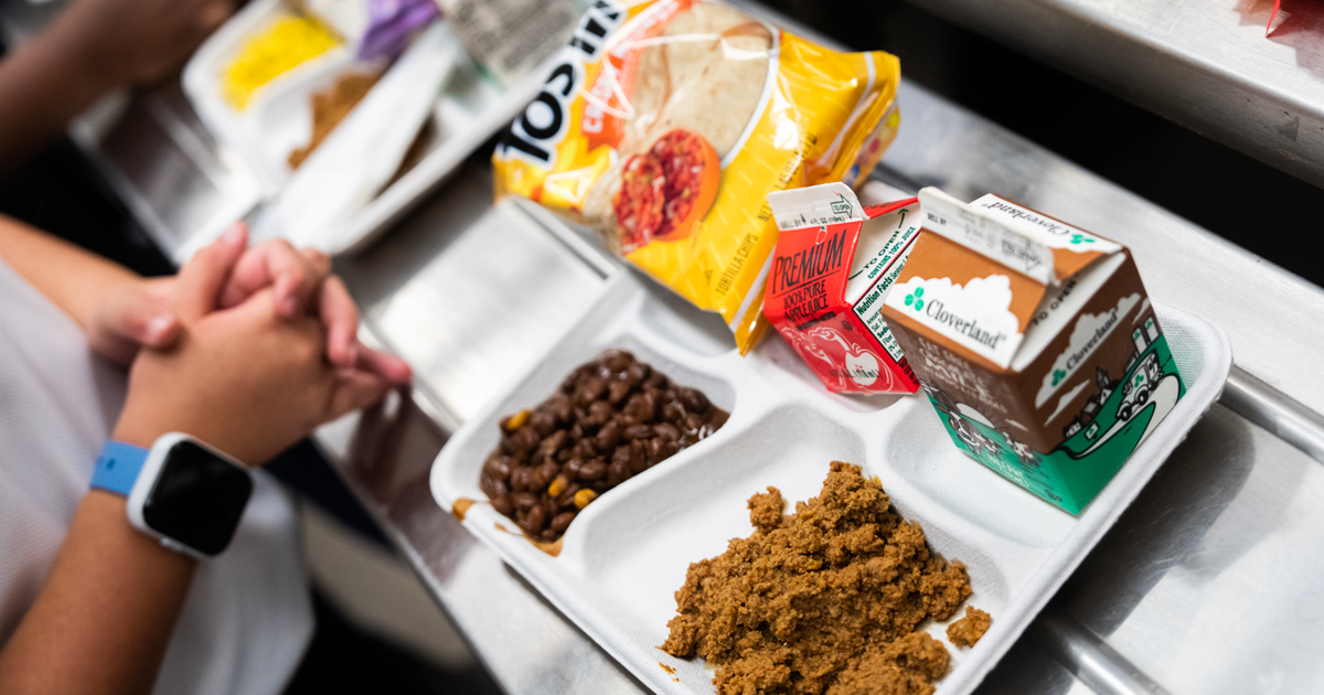 Gov. Greg Abbott vetoes summer food program, drawing criticism 