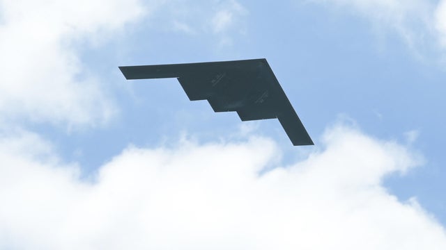 b-2-bomber.jpg 