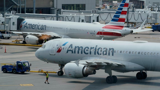 Airlines-Slowing Travel 