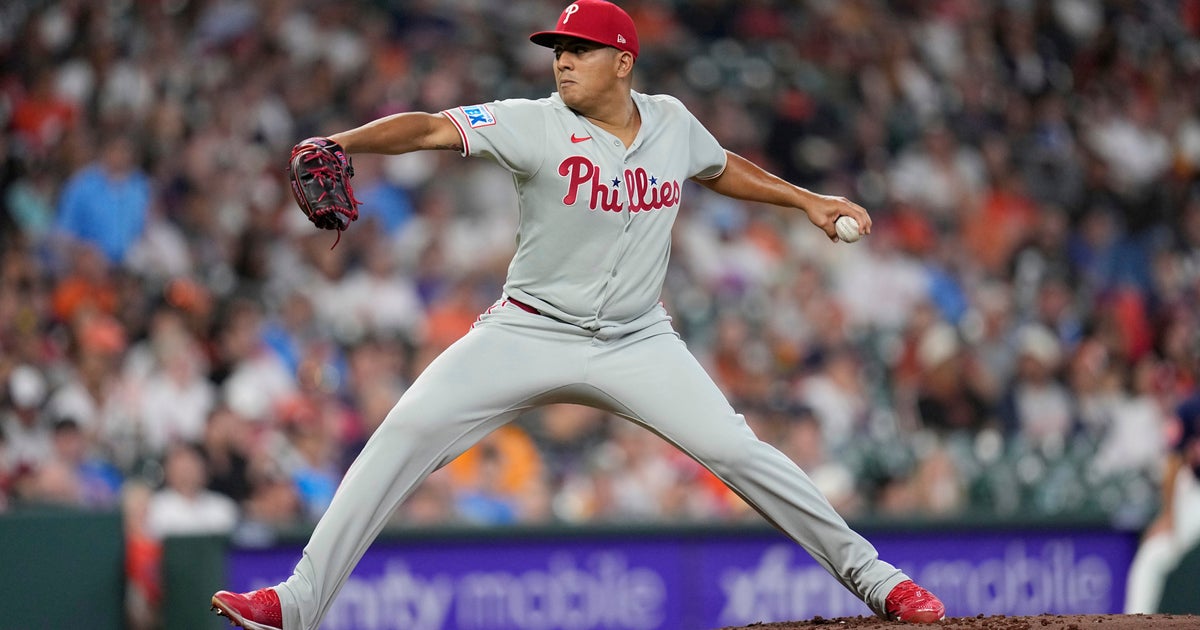 Suárez delivers another quality start, but Phillies fall to Astros 