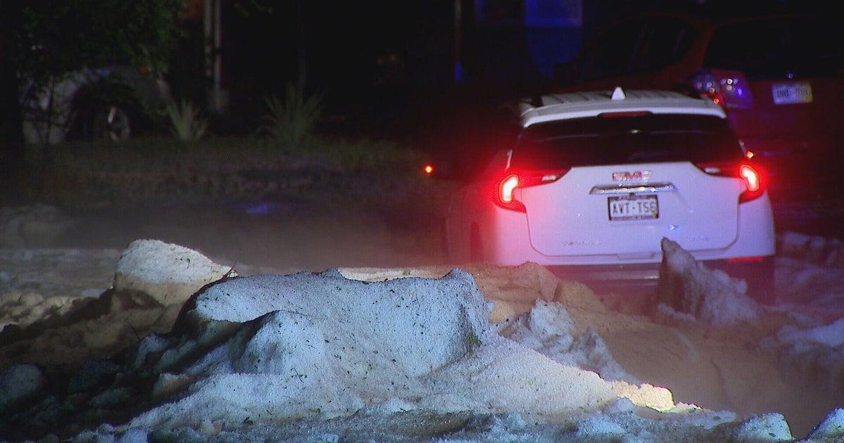 Tow trucks called after vehicles get stuck in Aurora hail storm 