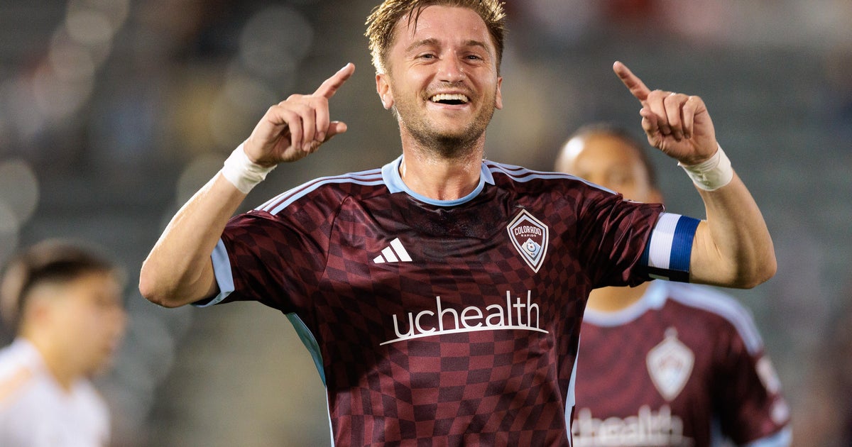 Djordje Mihailovic and Calvin Harris score 4-minutes apart, and the Rapids beat Galaxy 2-0 