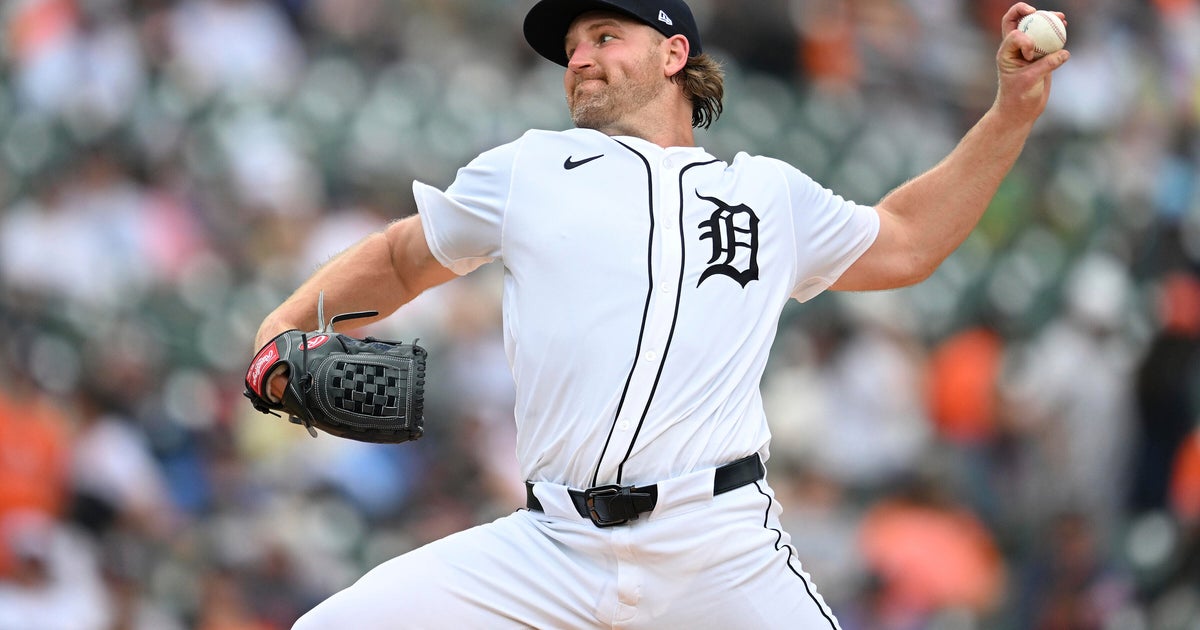 Dietrich Enns throws 5 scoreless innings in return to majors as Tigers beat A's 