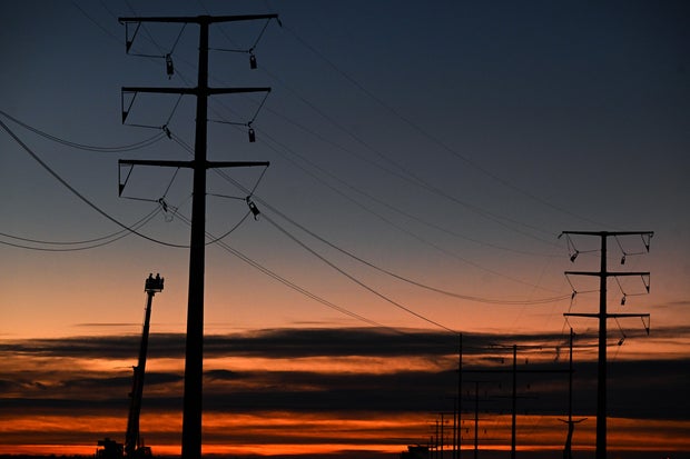 XCEL and GRD Construction work on the Colorado Power Pathway project 