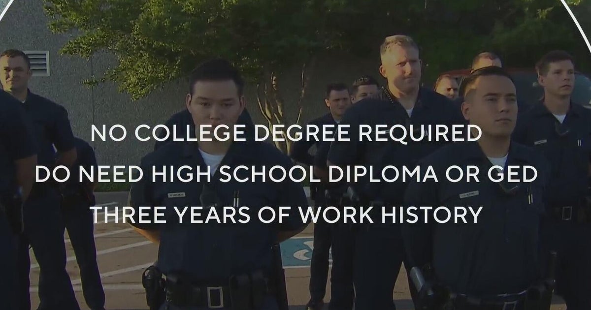 Dallas changes hiring rules to recruit more police officers - CBS Texas