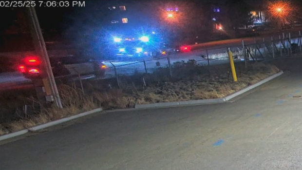 aurora-video-of-fire-vs-police-frame-413.png 