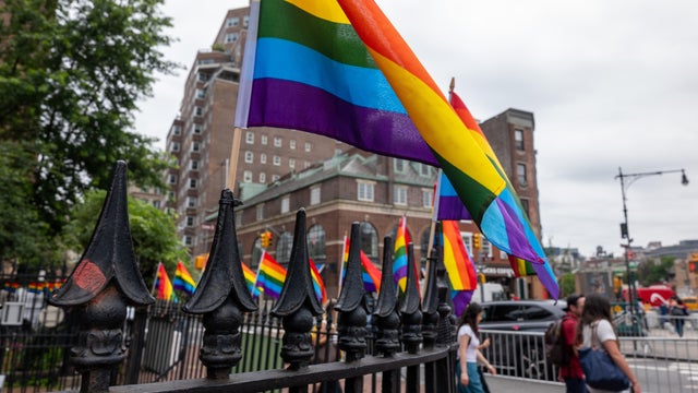 U.S. Marks 10 Years Since Obergefell Decision Enshrining Marriage Equality 