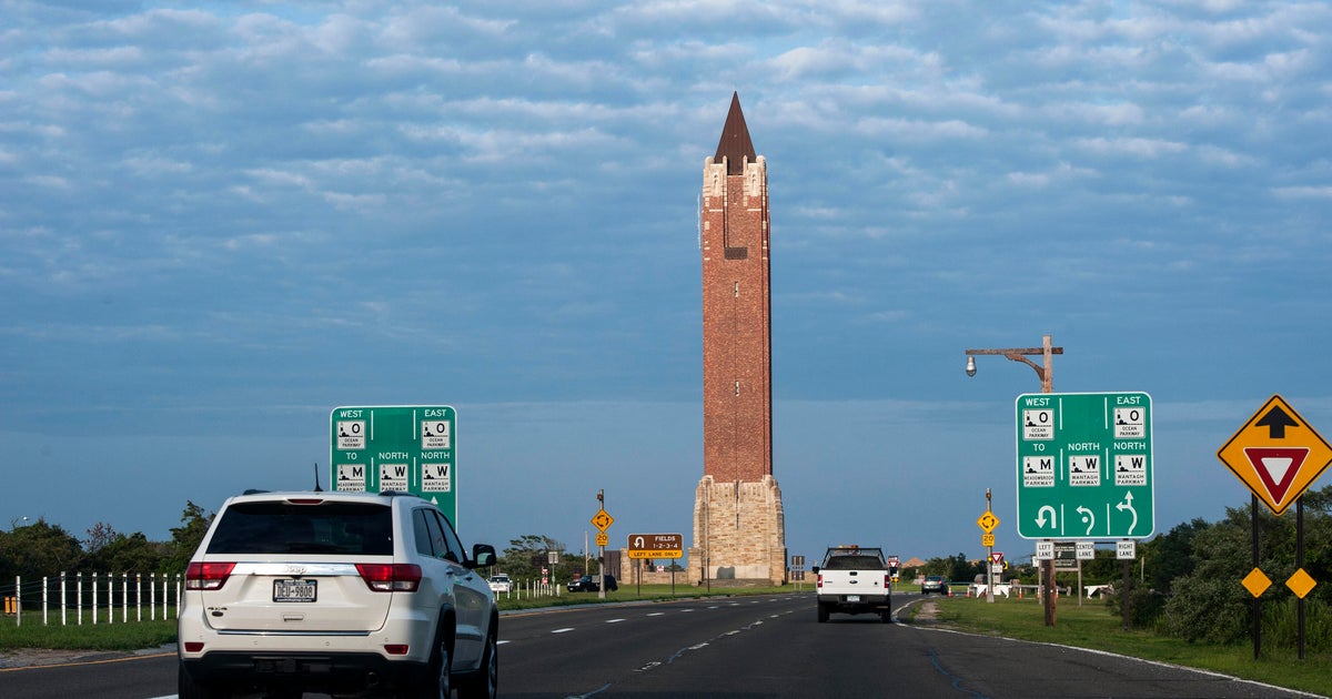 Shark likely caused swimmer's injuries at Jones Beach, officials say 