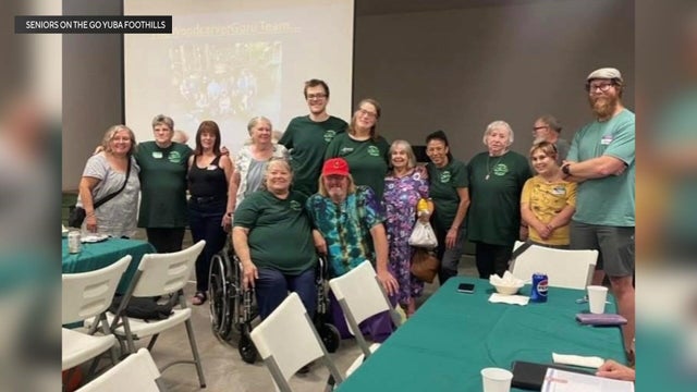 4p-pkg-p-seniors-on-the-kmaxdmw3.jpg 