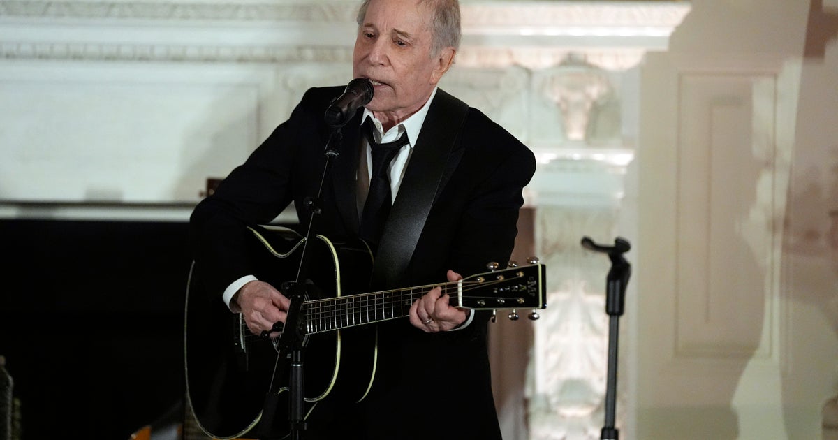 Paul Simon cancels 2 Philadelphia shows because of back pain 