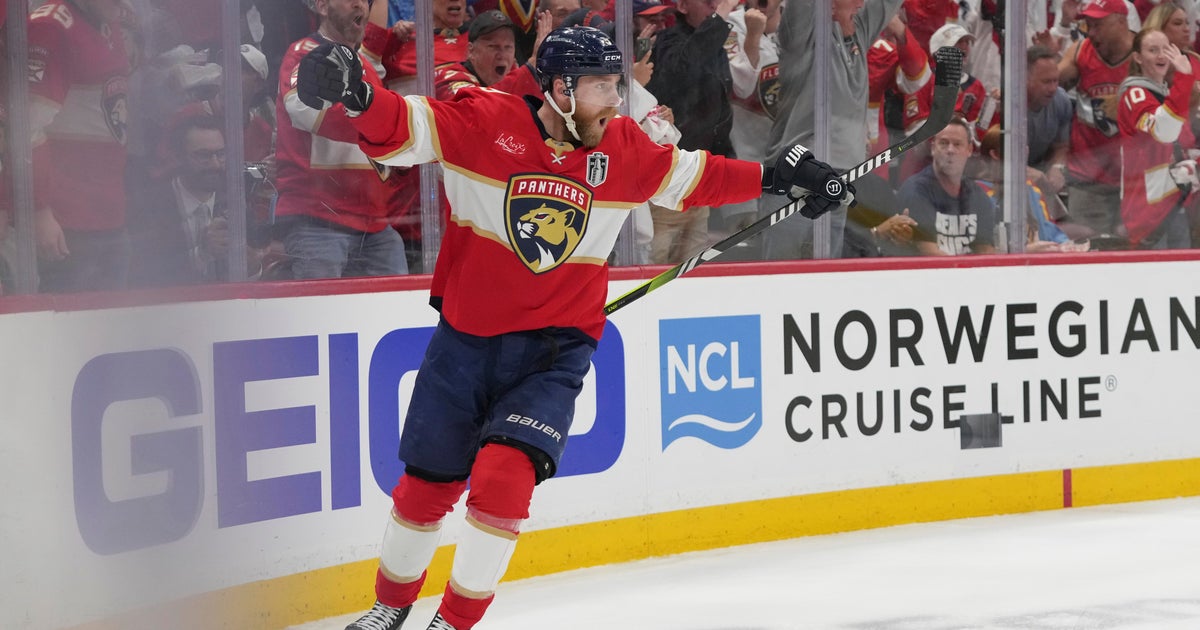 Sam Bennett says he’s staying in Florida with hopes Panthers turn into a dynasty