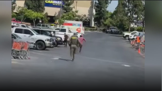 burbank-parking-lot-immigration-arrest.png 