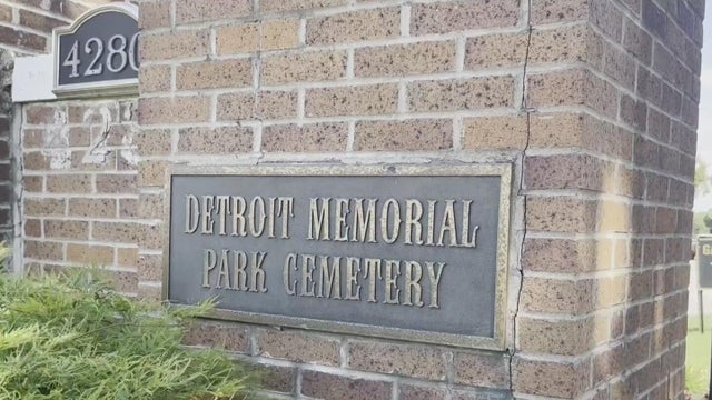 detroit-memorial-park-cemetary.jpg 