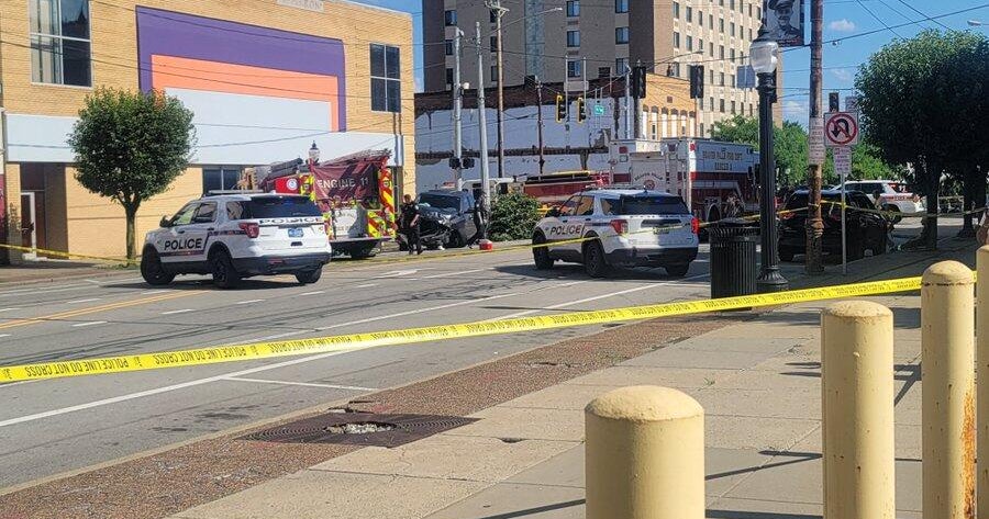 At least 2 people killed after multi-vehicle accident in Beaver Falls 