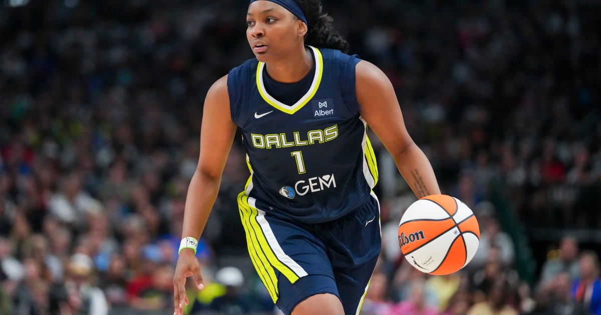 Dallas Wings trade forward NaLyssa Smith to Las Vegas Aces 