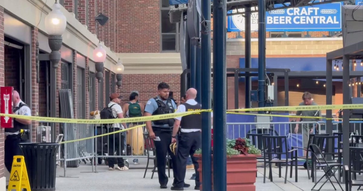 Man stabbed to death, another wounded at Navy Pier 