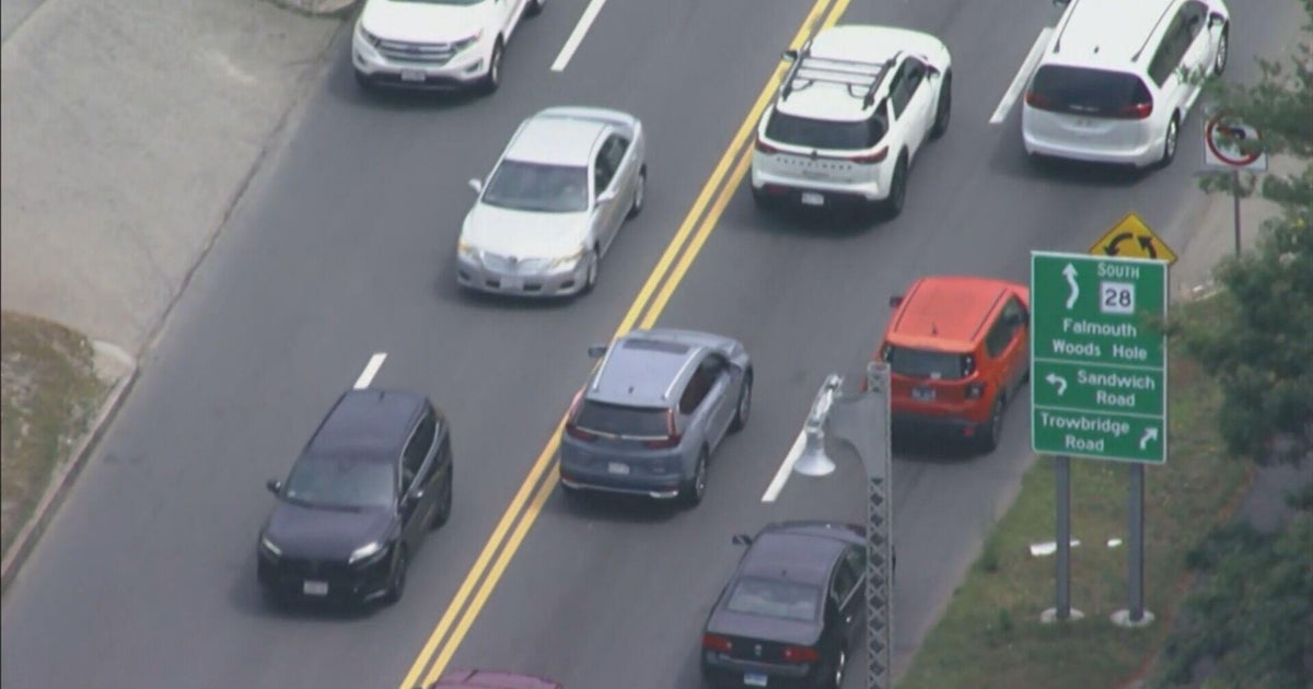 Drivers get a head start on their holiday travel in Massachusetts 