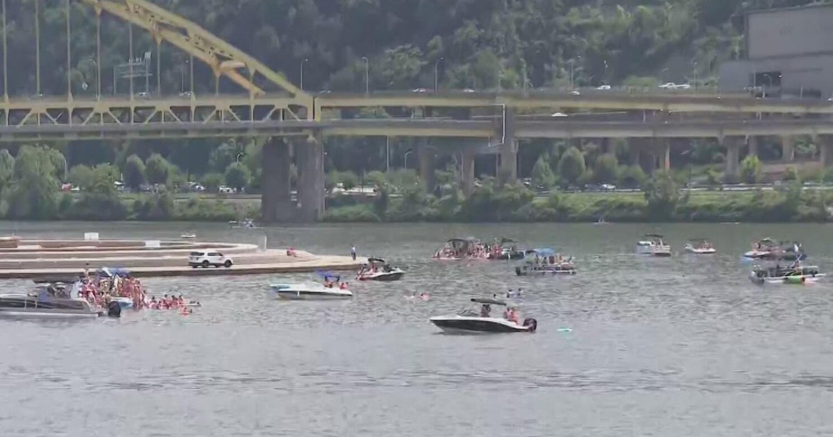 Crowds begin to gather for Pittsburgh's 4th of July celebration 