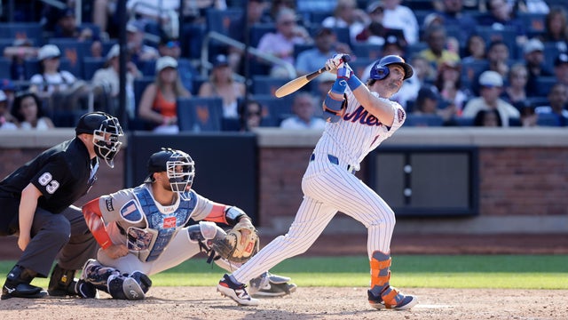 Jeff McNeil #1 of the New York Mets follows through on his seventh inning two run home run against the New York Yankees at Citi Field on July 04, 2025 in New York City. 