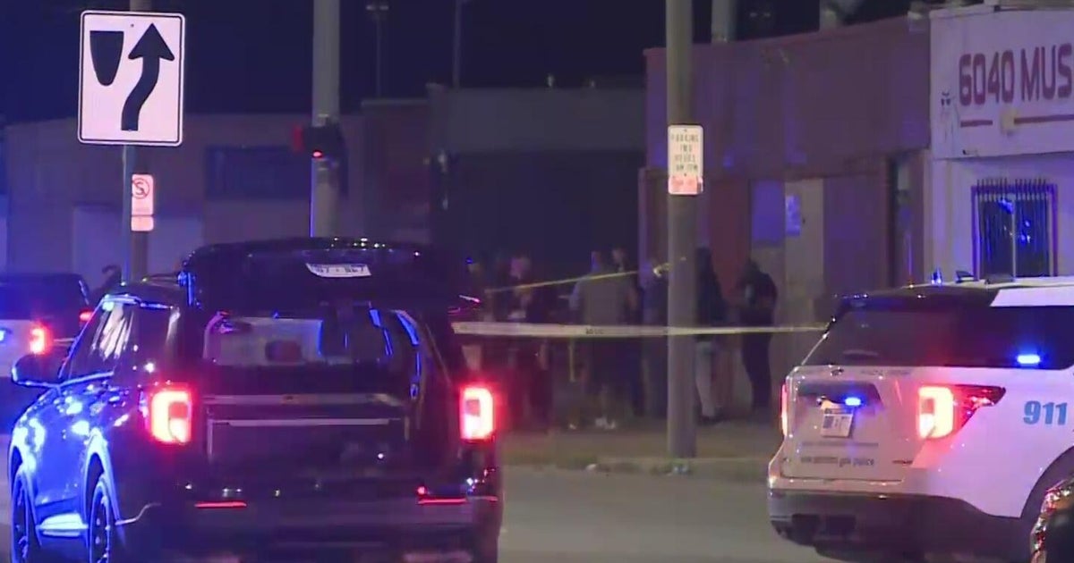 Detroit police provide details on shooting involving officer - CBS Detroit