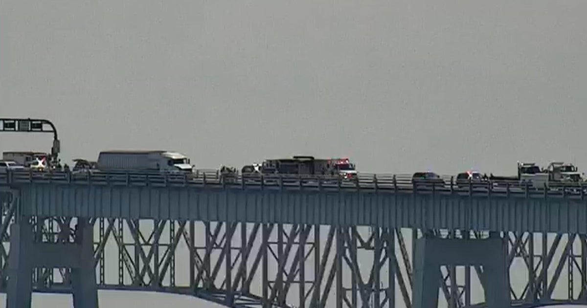 Westbound lanes of Maryland's Chesapeake Bay Bridge closed due to crash 