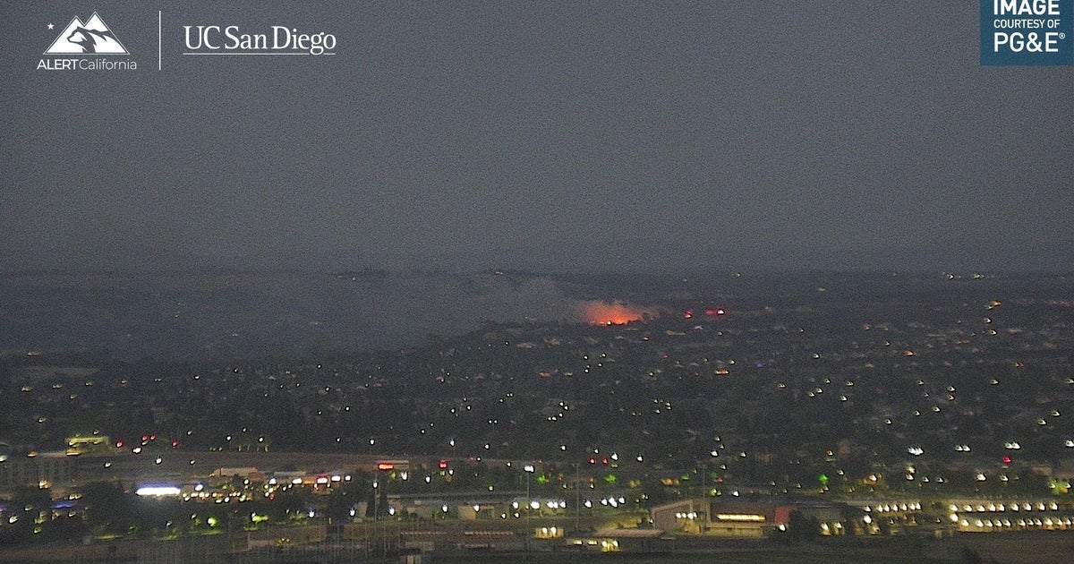 Fire near Lincoln prompts evacuations on Fourth of July 