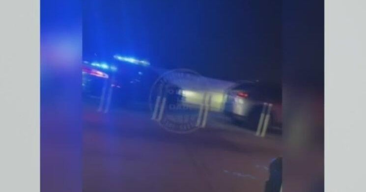 Man arrested after crash and shooting on I-95 in North Miami - CBS Miami