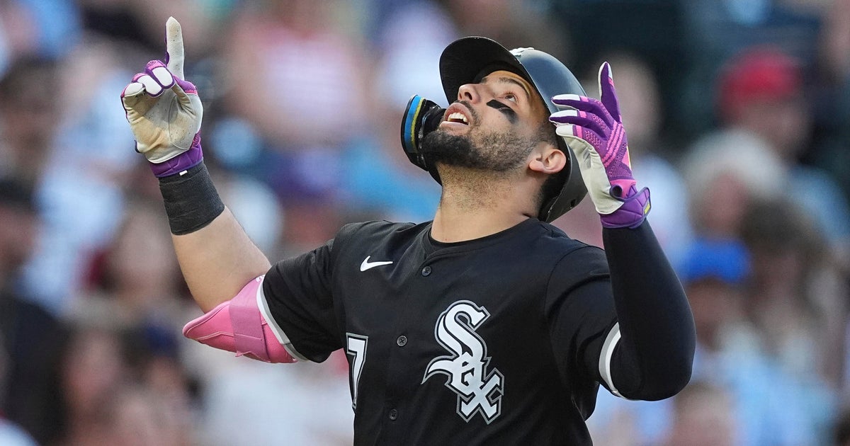 Quero hits 1st homer to back Houser's gem as White Sox edge Rockies 3-2 