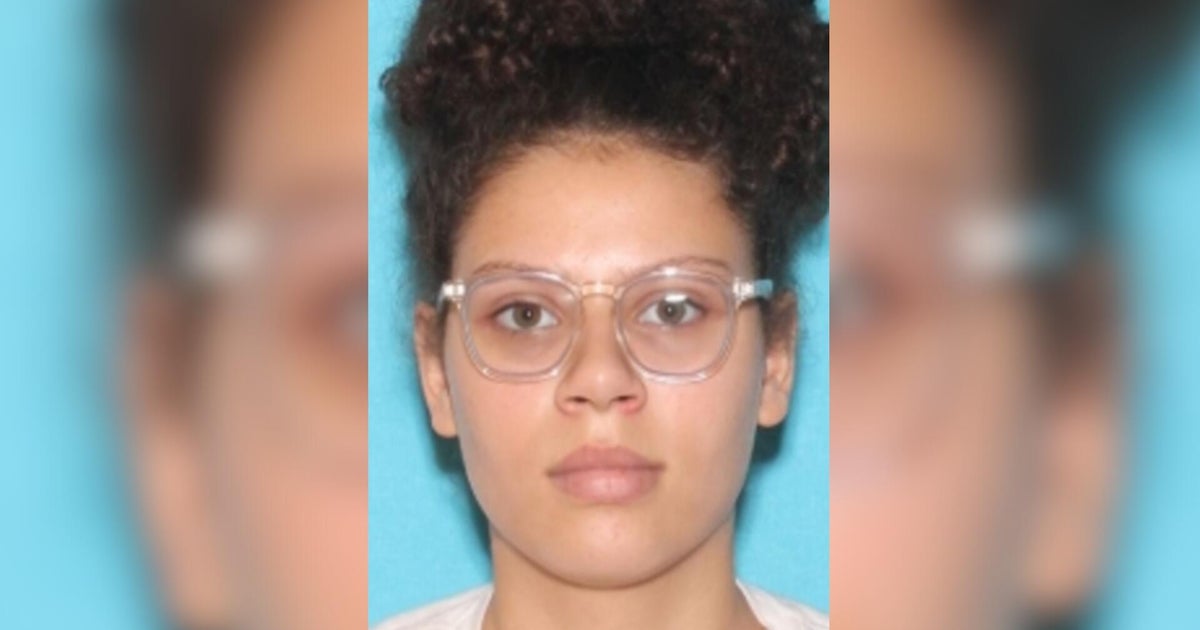 Brooklyn Park police seek help finding endangered missing teen 