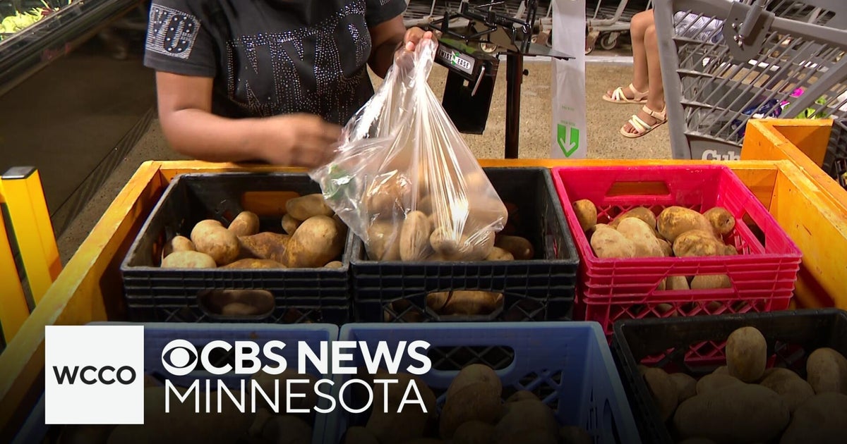 Here's how many Minnesotans could be impacted by cuts to SNAP - CBS ...