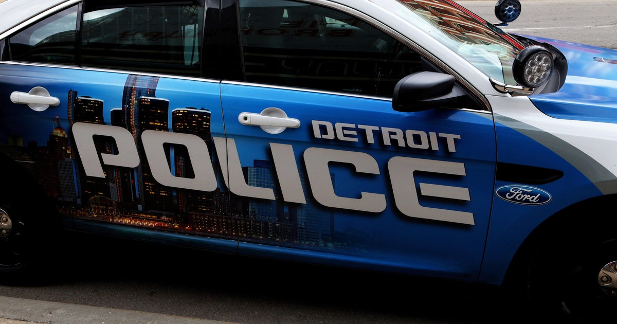 Detroit police, mayor present summer teen violence prevention plan 