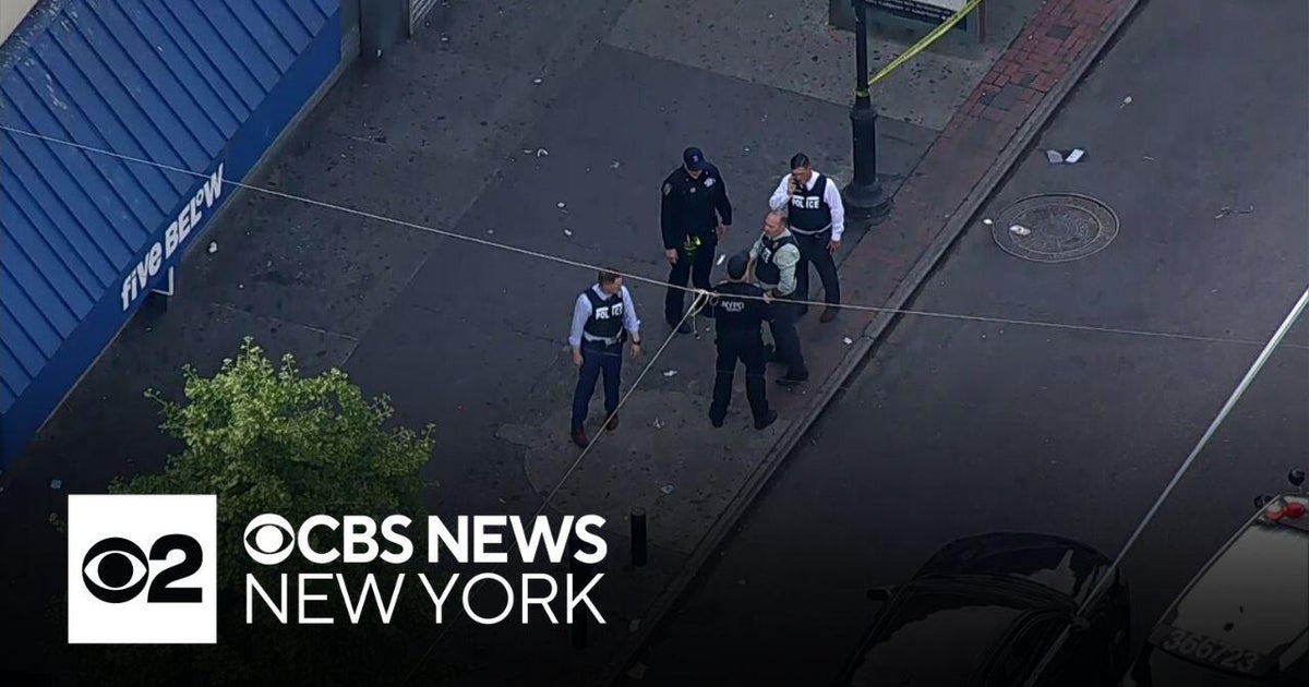 15-year-old slashed, 2 others shot in the Bronx, police say - CBS New York