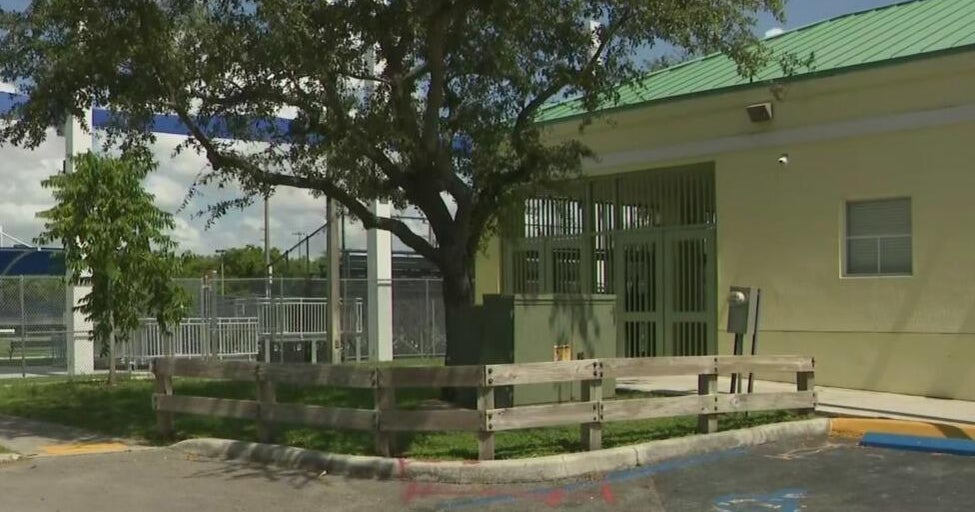 Man accused of sexually assaulting young girl at Miami area park ...