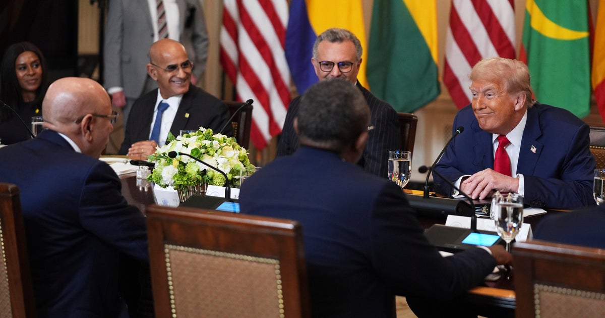 Trump praises Liberia's president on his mastery of English — his native tongue and the African nation's official language Trump praises Liberia's president on his mastery of English — his native tongue and the African nation's official language