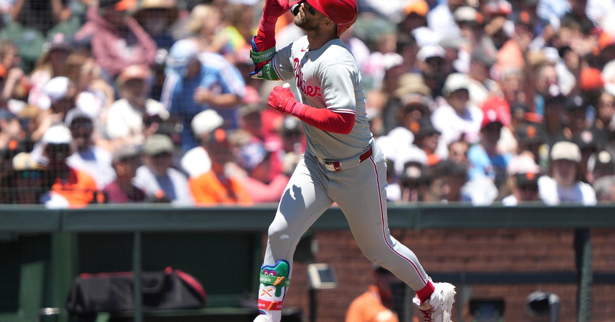 Bryce Harper says he's healthy and feels "great" after 4 extra-base hits