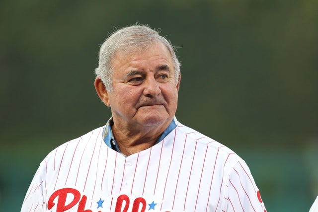 Lee Elia, former Chicago Cubs and Philadelphia Phillies manager known for  rant, dies at 87 - CBS Chicago