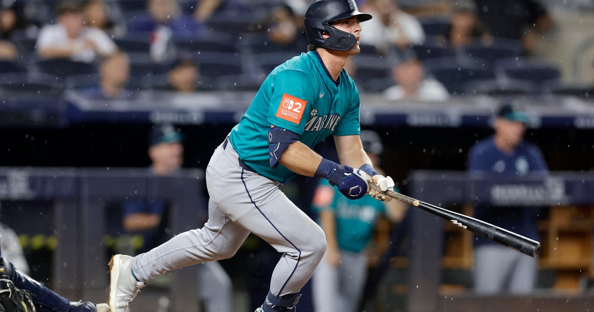 Cole Young hits first MLB home run in Mariners' loss to Yankees 