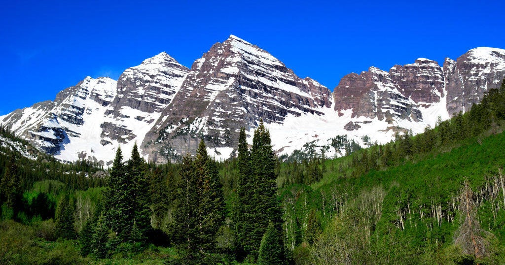 Colorado mountain climber suffers multiple injures after falling 200 feet 