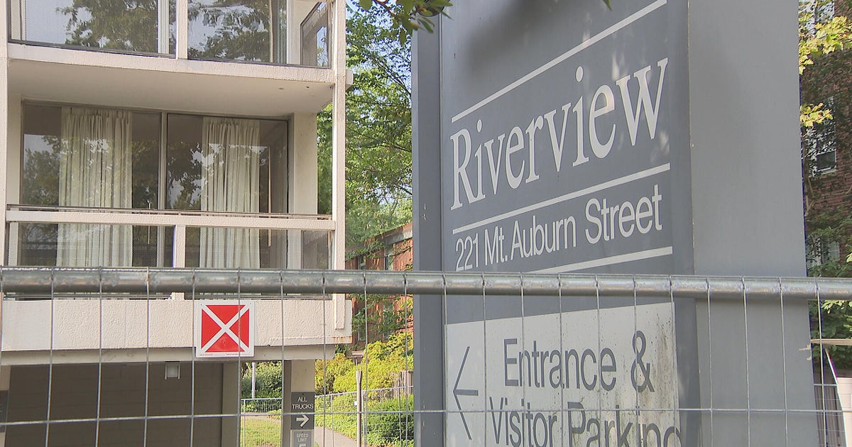 Cambridge shutting down streets around condo building due to collapse concerns 