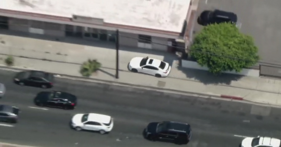 LA County Sheriff's deputies arrest alleged carjacking suspect after pursuit 