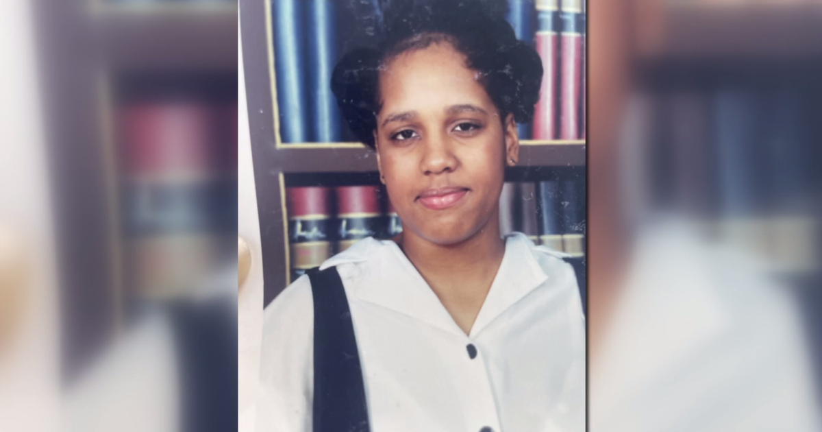 Family searches for Felecia Bates, 49, missing for nearly 2 weeks from South Side 