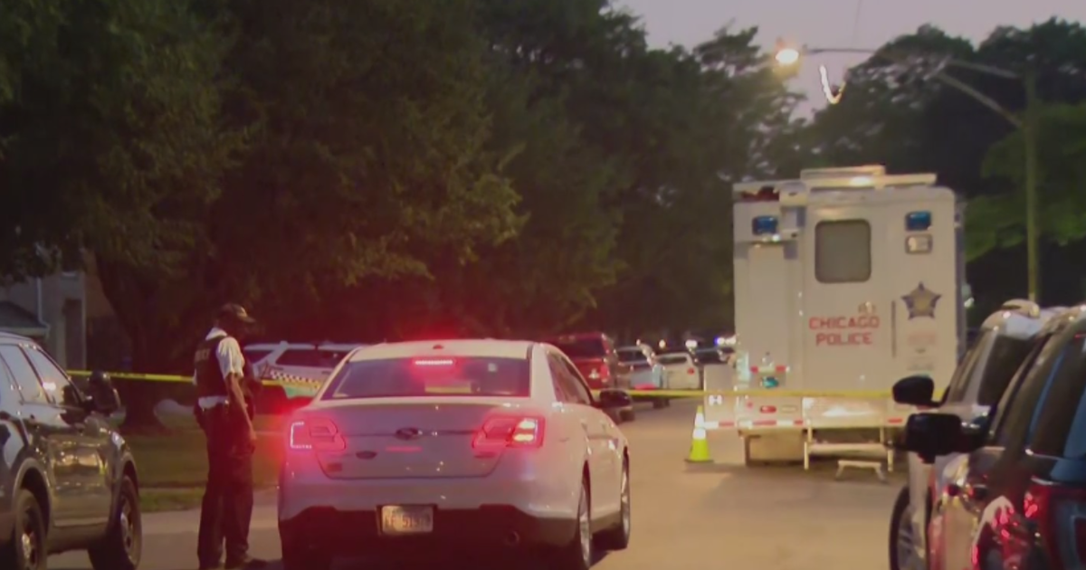 No arrests after SWAT response on Chicago's South Side 