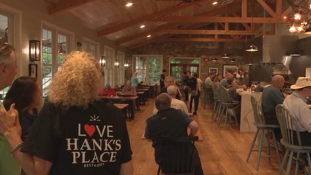 hanks-place-reopens.jpg 