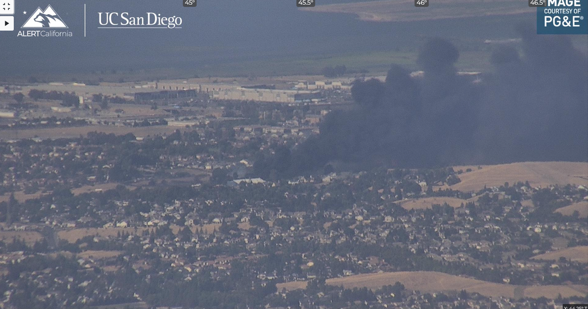 Antioch vegetation fire burns 4 acres 