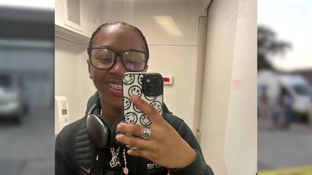 Teen charged in deadly stabbing of 16-year-old at Bronx deli