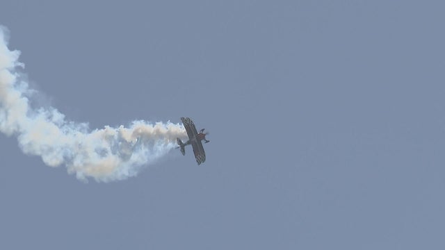 16pkg-kc-ac-air-show-transfer-frame-85.jpg 