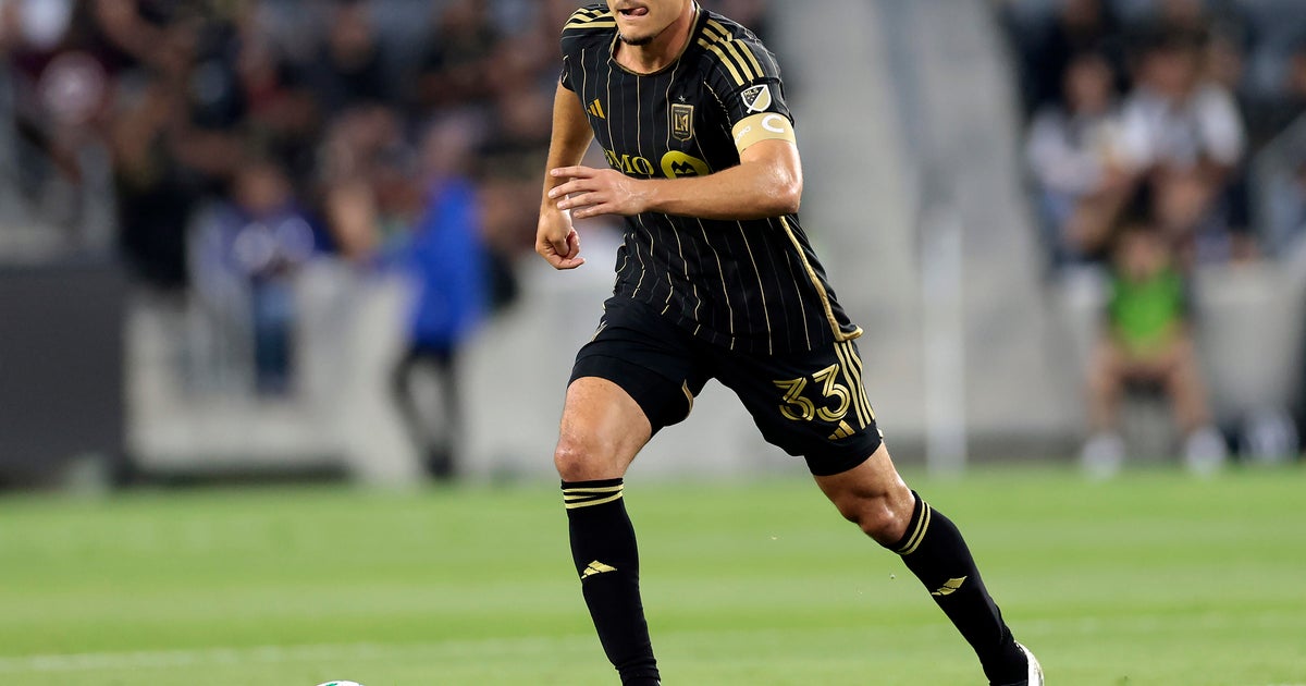 LAFC defender Aaron Long out for the season, has surgery on ruptured left Achilles 