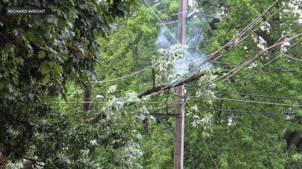 bloomington-sparking-power-lines.png 